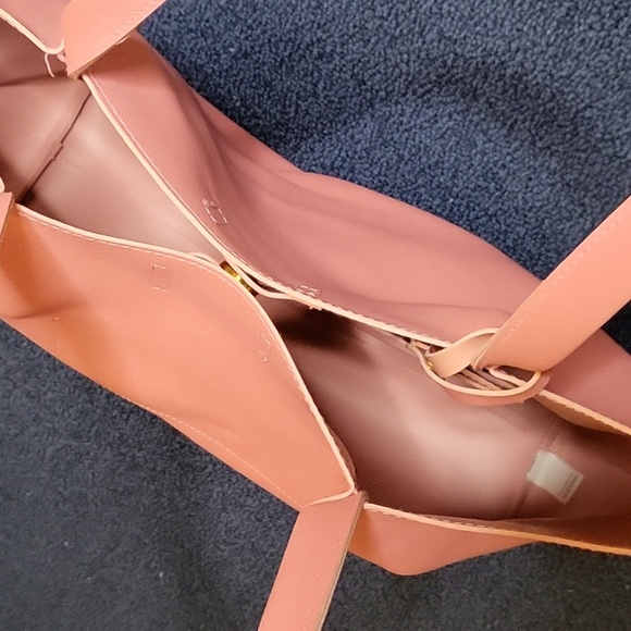 Pink tote - Picture 6 of 8